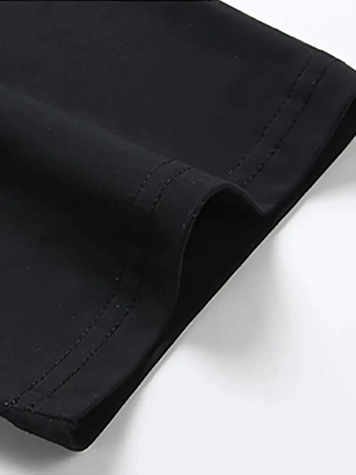 Men's Crew Neck T-Shirt, Loose Version Black Lightweight Cotton
