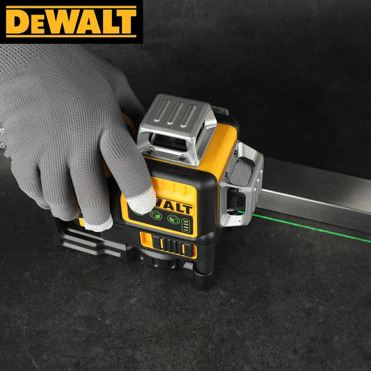2026DEWALT DW089LG 12V MAX 3 x 360 Green Line Laser Kit, Self-Leveling, IP65, Magnetic Bracket, with Battery & Charger